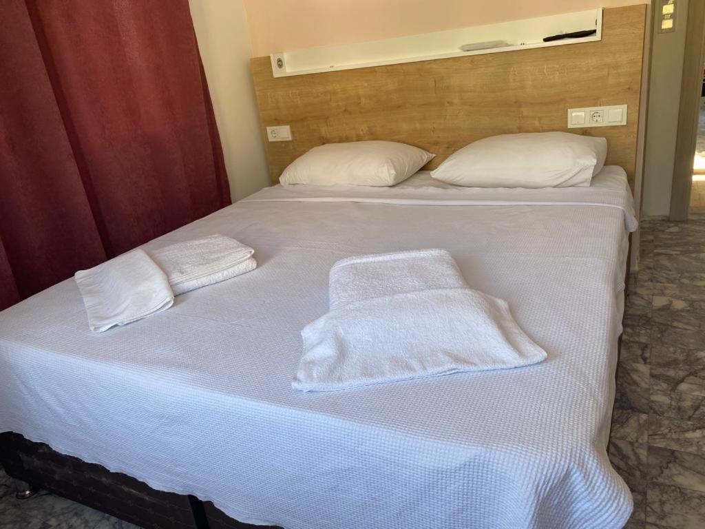 Bella Rose Hotel Cedit Εξωτερικό φωτογραφία
